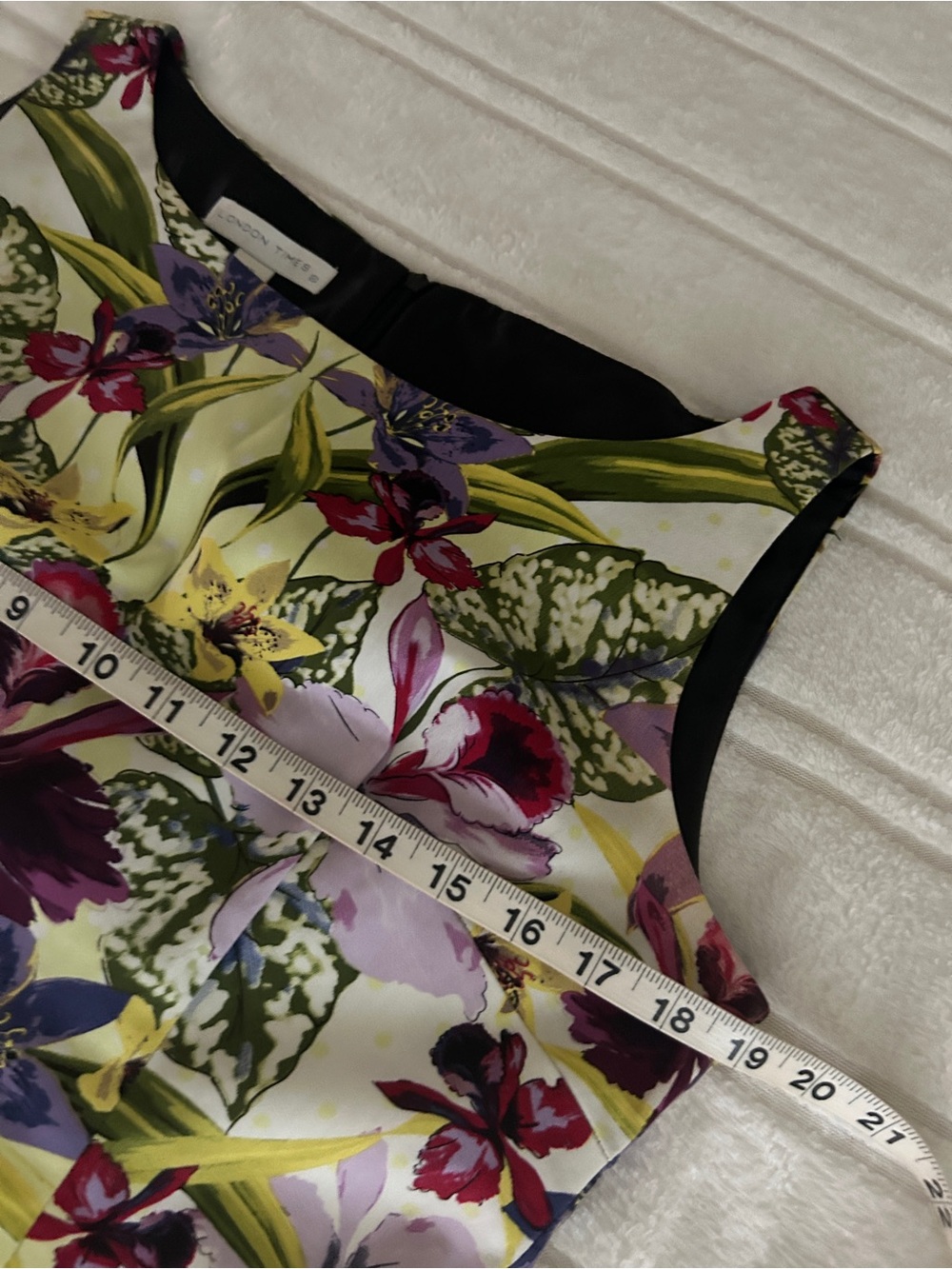 London Times Floral Shift Sleeveless Dress in Yellow, Purple, Green, Black - Picture 6 of 14